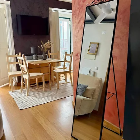 公寓 Cozy In The Center